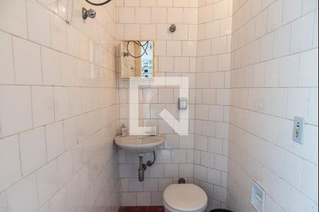 Casa à venda com 630m², 9 quartos e 2 vagasBanheiro de serviço