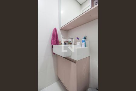 Apartamento à venda com 106m², 3 quartos e 3 vagas Apartamento à venda com 106m², 3 quartos e 3 vagasBanheiro da Suíte 2