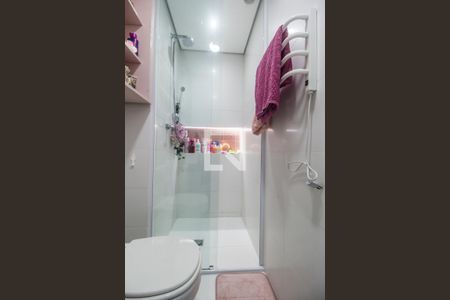 Apartamento à venda com 106m², 3 quartos e 3 vagas Apartamento à venda com 106m², 3 quartos e 3 vagasBanheiro da Suíte 2