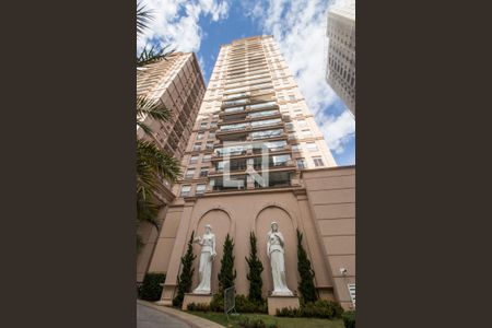 Apartamento à venda com 106m², 3 quartos e 3 vagasVista da Rua