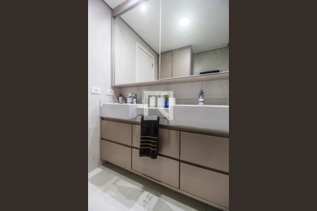 Apartamento à venda com 106m², 3 quartos e 3 vagas Apartamento à venda com 106m², 3 quartos e 3 vagasBanheiro da Suíte 1