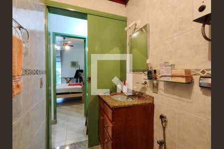 Apartamento à venda com 54m², 1 quarto e 1 vaga Apartamento à venda com 54m², 1 quarto e 1 vagaBanheiro Corredor