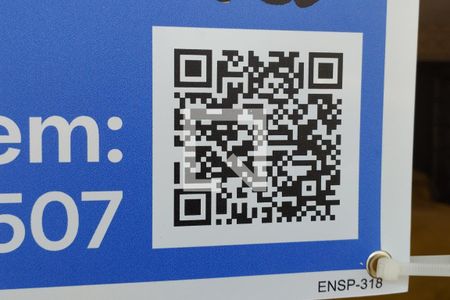 Casa à venda com 250m², 4 quartos e 1 vaga Casa à venda com 250m², 4 quartos e 1 vagaFachada