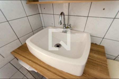 Apartamento para alugar com 69m², 2 quartos e 1 vaga Apartamento para alugar com 69m², 2 quartos e 1 vagaBanheiro