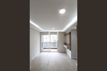 Sala de apartamento para alugar com 3 quartos, 69m² em Sítio da Figueira, São Paulo