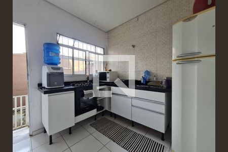 Casa à venda com 119m², 2 quartos e 1 vaga Casa à venda com 119m², 2 quartos e 1 vagaCozinha