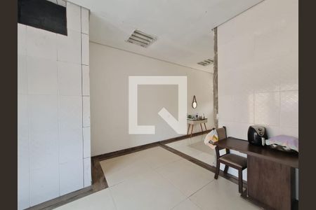 Casa à venda com 191m², 3 quartos e 2 vagasCozinha