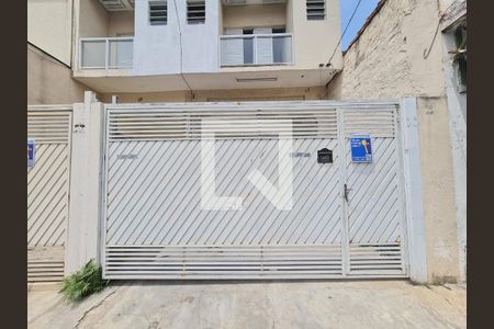 Casa à venda com 191m², 3 quartos e 2 vagasFachada