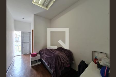 Casa à venda com 191m², 3 quartos e 2 vagasSuíte 2