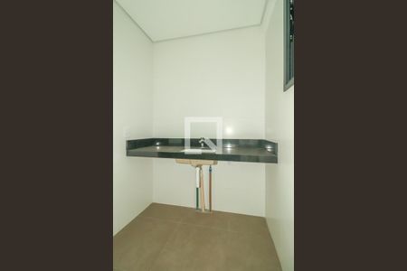 Banheiro da Suíte de apartamento à venda com 3 quartos, 113m² em Três Figueiras, Porto Alegre