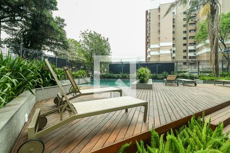 Apartamento à venda com 113m², 3 quartos e 1 vaga Apartamento à venda com 113m², 3 quartos e 1 vagaÁrea comum - Piscina