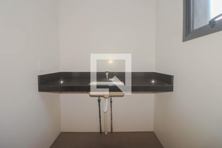 Apartamento à venda com 114m², 3 quartos e 2 vagas Apartamento à venda com 114m², 3 quartos e 2 vagasBanheiro da Suíte