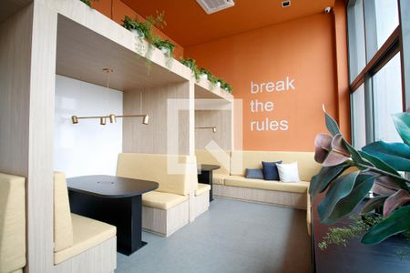 Studio à venda com 27m², 1 quarto e sem vaga Studio à venda com 27m², 1 quarto e sem vagaÁrea Comum - Coworkig