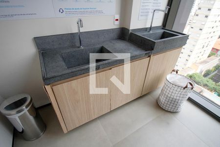 Studio à venda com 27m², 1 quarto e sem vaga Studio à venda com 27m², 1 quarto e sem vagaÁrea Comum - Lavanderia