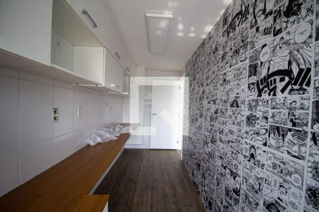 Apartamento à venda com 149m², 3 quartos e 2 vagas Apartamento à venda com 149m², 3 quartos e 2 vagasEscritório