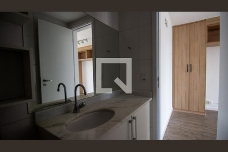 Apartamento à venda com 149m², 3 quartos e 2 vagas Apartamento à venda com 149m², 3 quartos e 2 vagasBanheiro da Suíte 2