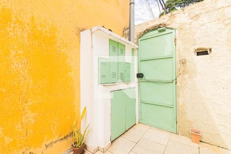 Casa à venda com 342m², 1 quarto e 3 vagas Casa à venda com 342m², 1 quarto e 3 vagasÁrea Externa