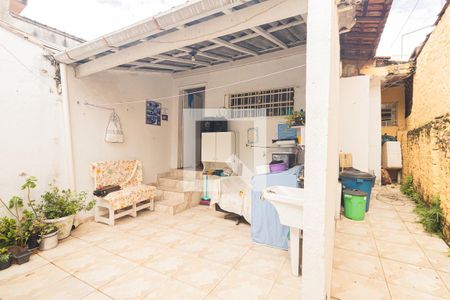 Casa à venda com 342m², 1 quarto e 3 vagas Casa à venda com 342m², 1 quarto e 3 vagasÁrea de Serviço