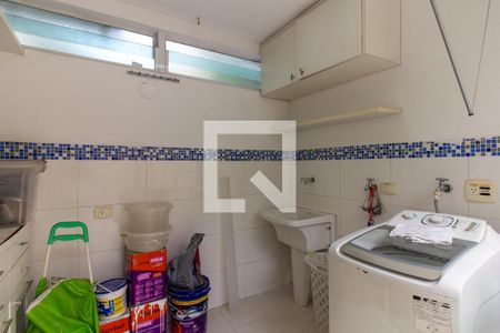 Casa de condomínio à venda com 250m², 3 quartos e 2 vagasÁrea de Serviço