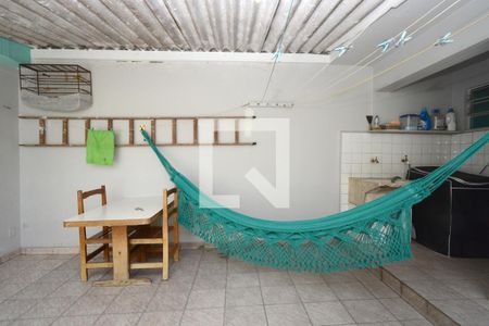 Casa à venda com 125m², 2 quartos e 2 vagasQuintal