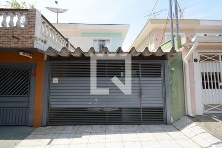 Casa à venda com 125m², 2 quartos e 2 vagasFachada