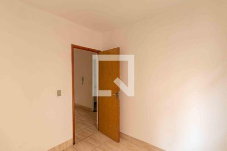 Quarto 1 de apartamento para alugar com 2 quartos, 42m² em Celestino, Belo Horizonte