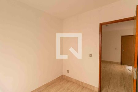 Quarto 1 de apartamento para alugar com 2 quartos, 42m² em Celestino, Belo Horizonte