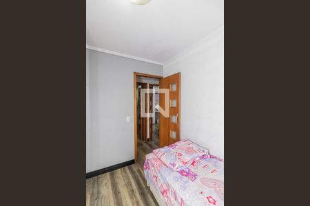 Apartamento à venda com 70m², 3 quartos e 2 vagasQuarto 2