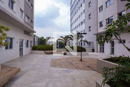 Apartamento à venda com 33m², 2 quartos e sem vagaÁrea comum