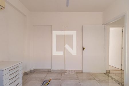 Sala de casa para alugar com 4 quartos, 154m² em Vila Sao Joao, Barueri