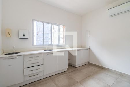 Casa para alugar com 154m², 4 quartos e 4 vagas Casa para alugar com 154m², 4 quartos e 4 vagasQuarto 4