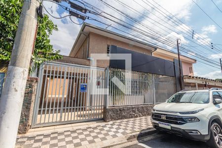 Casa para alugar com 154m², 4 quartos e 4 vagas Casa para alugar com 154m², 4 quartos e 4 vagasPlaquinha