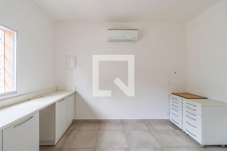 Casa para alugar com 154m², 4 quartos e 4 vagas Casa para alugar com 154m², 4 quartos e 4 vagasQuarto 4