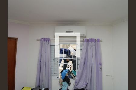 Casa à venda com 200m², 3 quartos e 4 vagasSuíte 2