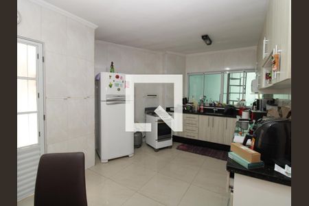 Casa à venda com 200m², 3 quartos e 4 vagasCozinha