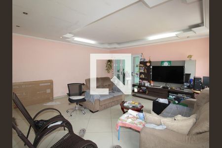 Casa à venda com 200m², 3 quartos e 4 vagasSala