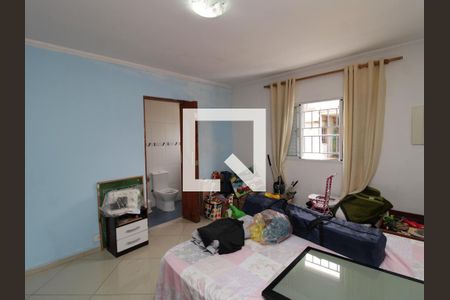 Casa à venda com 200m², 3 quartos e 4 vagasSuíte