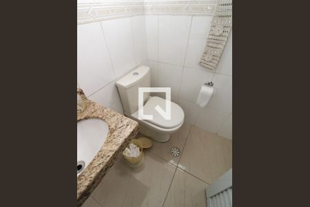 Casa à venda com 200m², 3 quartos e 4 vagasLavabo