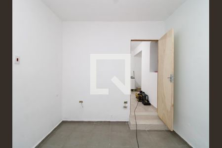 Quarto de casa à venda com 3 quartos, 200m² em Vila Nova Carolina, São Paulo