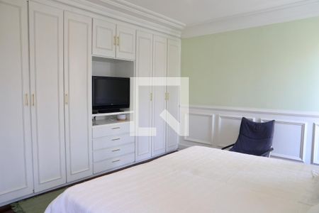 Casa à venda com 520m², 5 quartos e 5 vagas Casa à venda com 520m², 5 quartos e 5 vagasSuíte 2