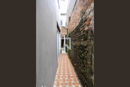 Casa à venda com 520m², 5 quartos e 5 vagas Casa à venda com 520m², 5 quartos e 5 vagasLateral Casa