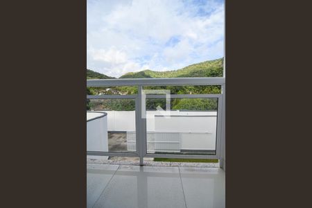 Casa à venda com 105m², 3 quartos e 1 vagaSuíte
