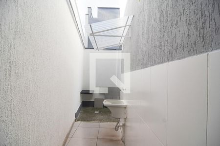 Casa à venda com 105m², 3 quartos e 1 vagaÁrea de Serviço