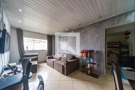 Casa à venda com 40m², 5 quartos e sem vaga Casa à venda com 40m², 5 quartos e sem vagaSala casa 2