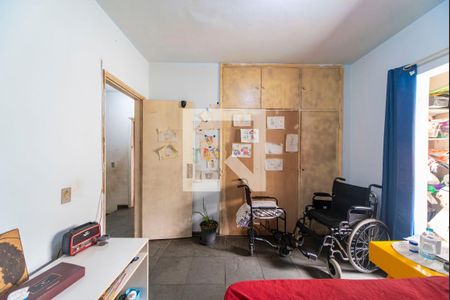 Casa à venda com 40m², 5 quartos e sem vaga Casa à venda com 40m², 5 quartos e sem vagaQuarto 3