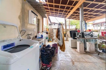 Casa à venda com 40m², 5 quartos e sem vaga Casa à venda com 40m², 5 quartos e sem vagaÁrea de Serviço