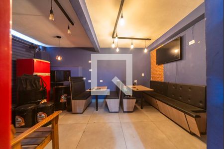 Casa à venda com 40m², 5 quartos e sem vaga Casa à venda com 40m², 5 quartos e sem vagaGaragem 2