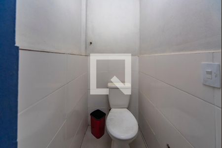 Casa à venda com 40m², 5 quartos e sem vaga Casa à venda com 40m², 5 quartos e sem vagaBanheiro da Garagem 2