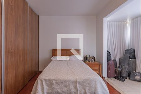 Apartamento à venda com 243m², 4 quartos e 2 vagasSuíte