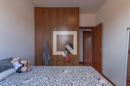 Apartamento à venda com 243m², 4 quartos e 2 vagasQuarto 2